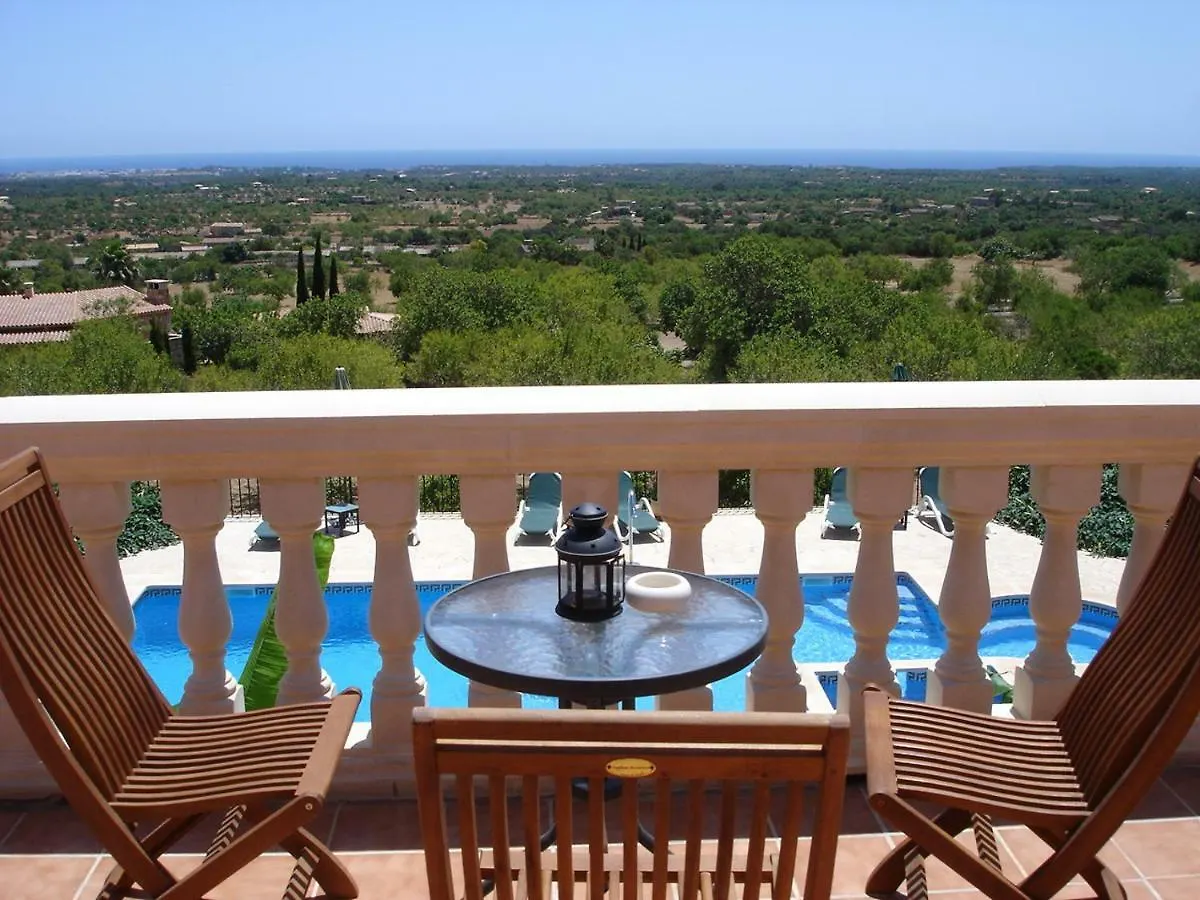 Finca Can Roca 桑坦伊
